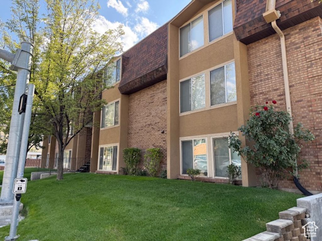 Photo of 761 E 820 N #214, Provo, UT 84606 (MLS # 2118495)