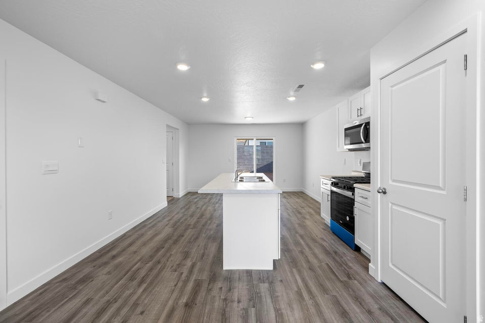 LONG VALLEY - Residential