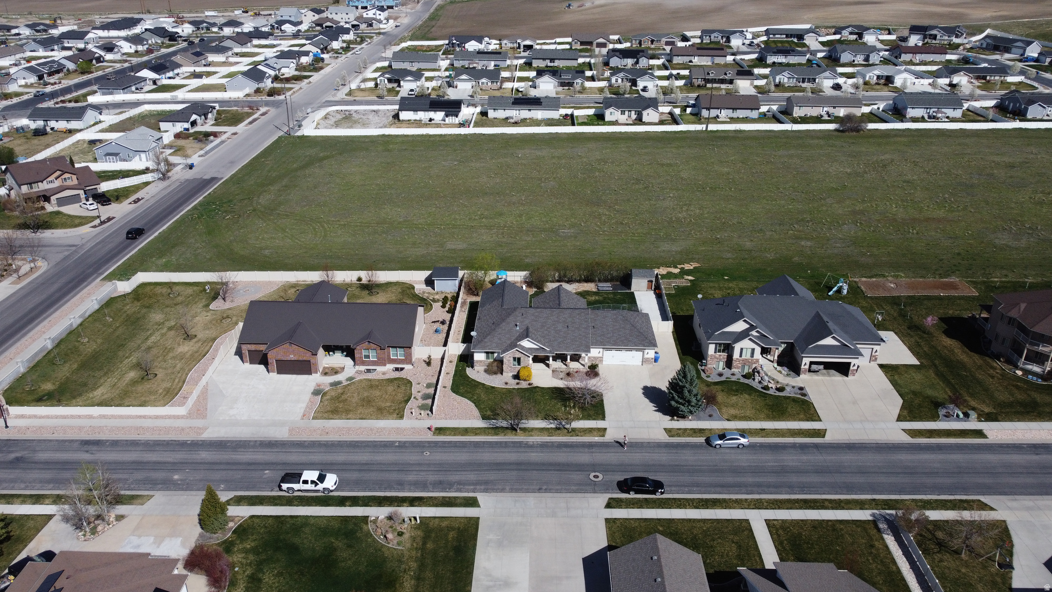 SUMMIT RIDGE - Residential