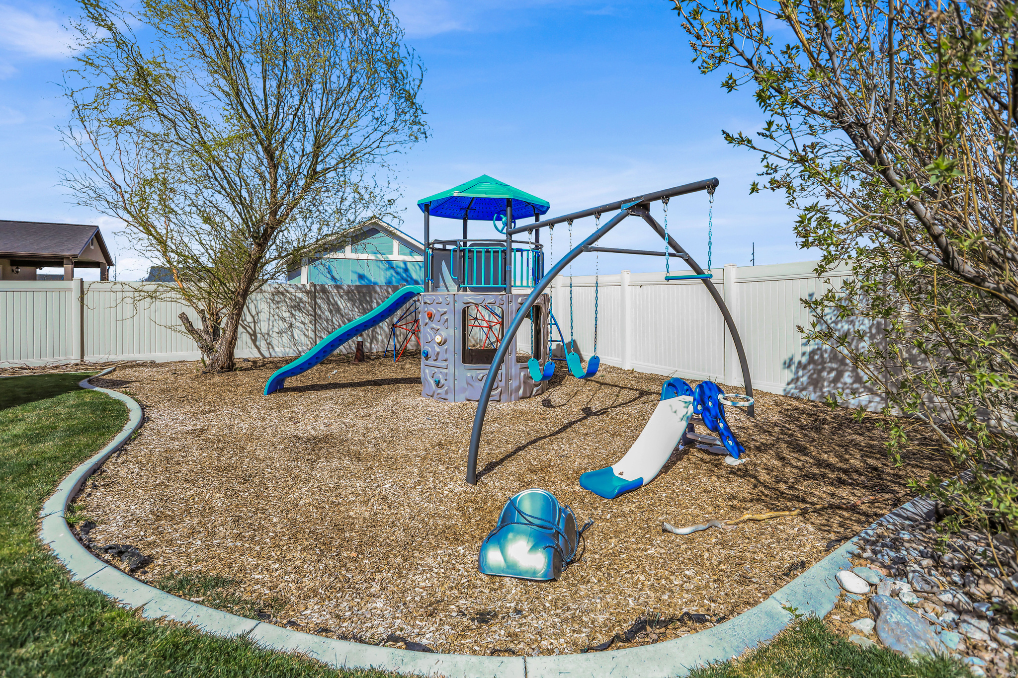 SUMMIT RIDGE - Residential