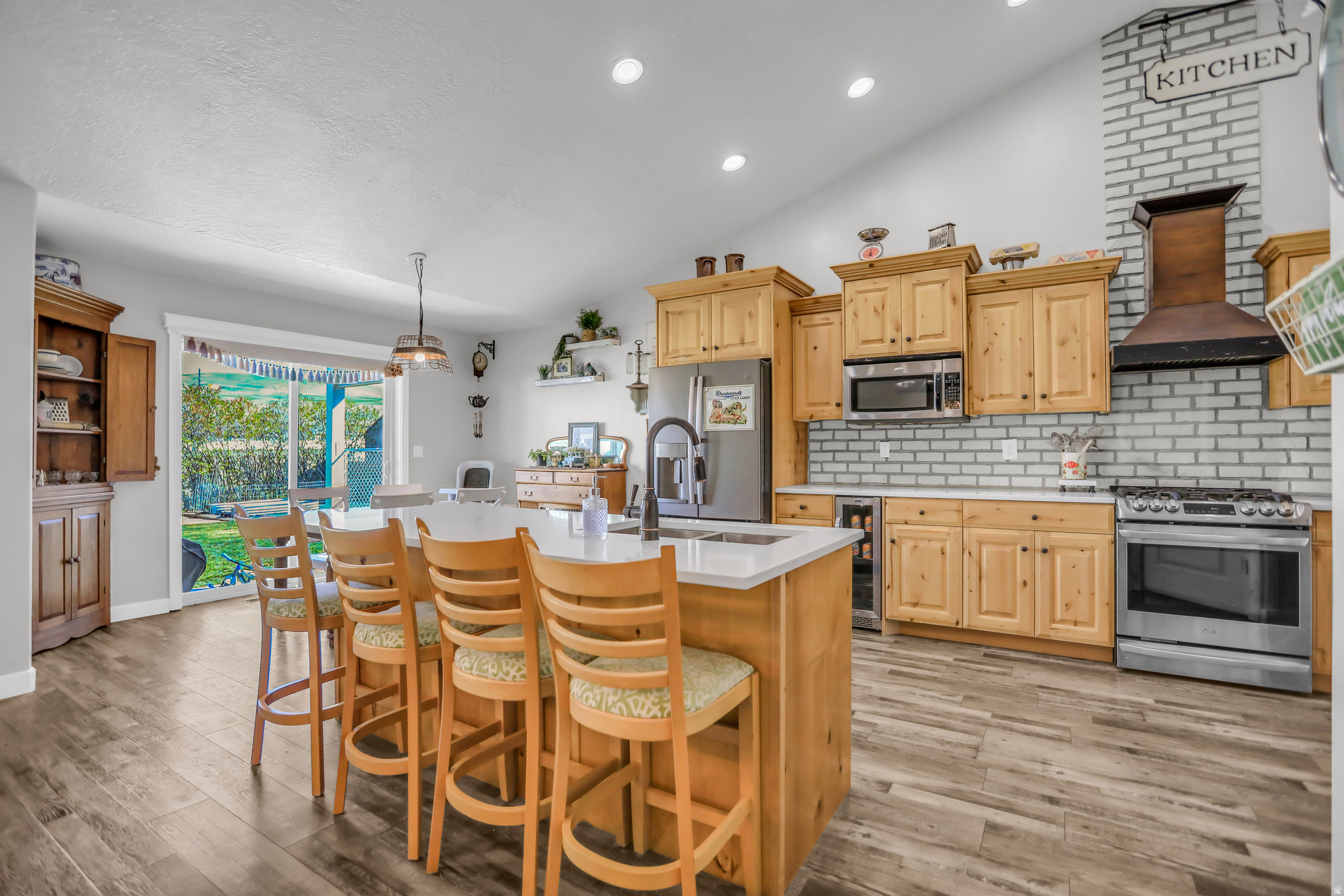 SUMMIT RIDGE - Residential