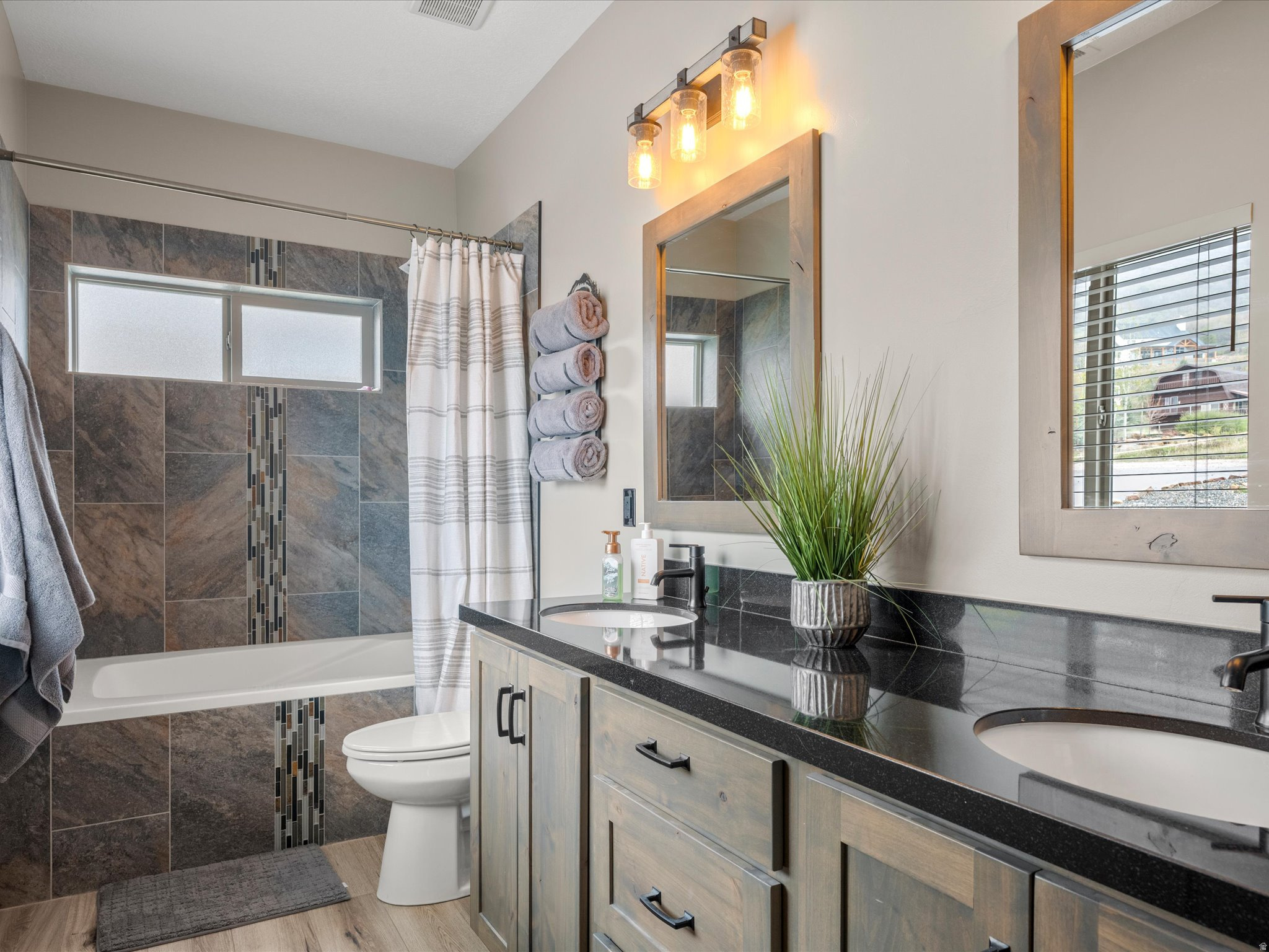 SWAN CREEK VILLAGE - Residential