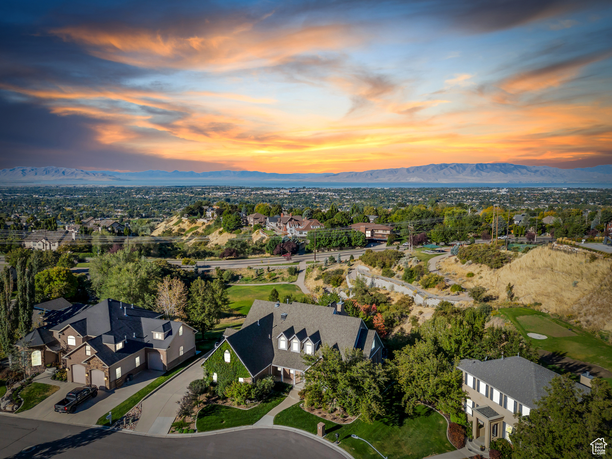 SHERWOOD HILLS - Residential