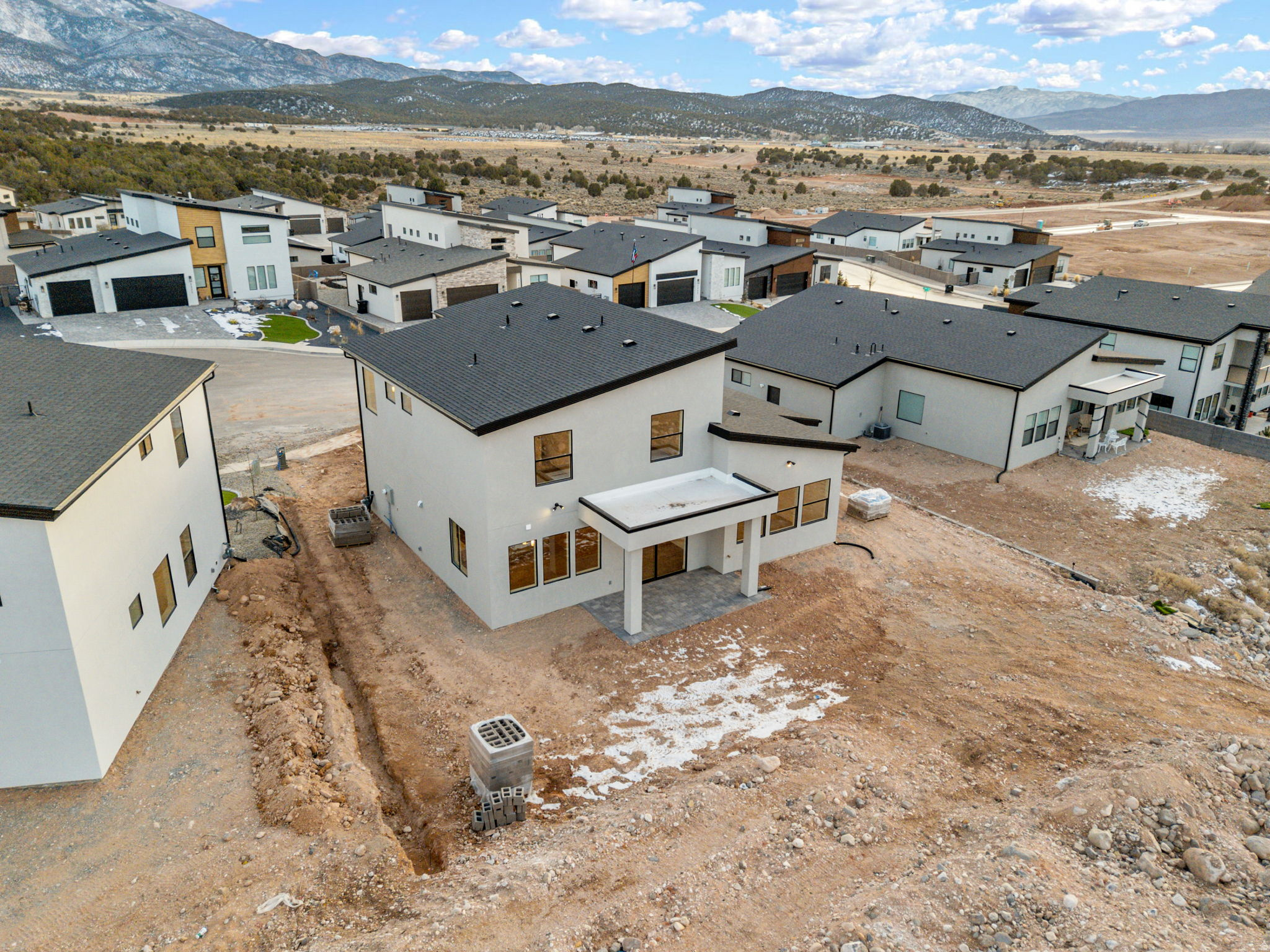 THE VALLEY AT SOUTH MOUNTAIN - Residential