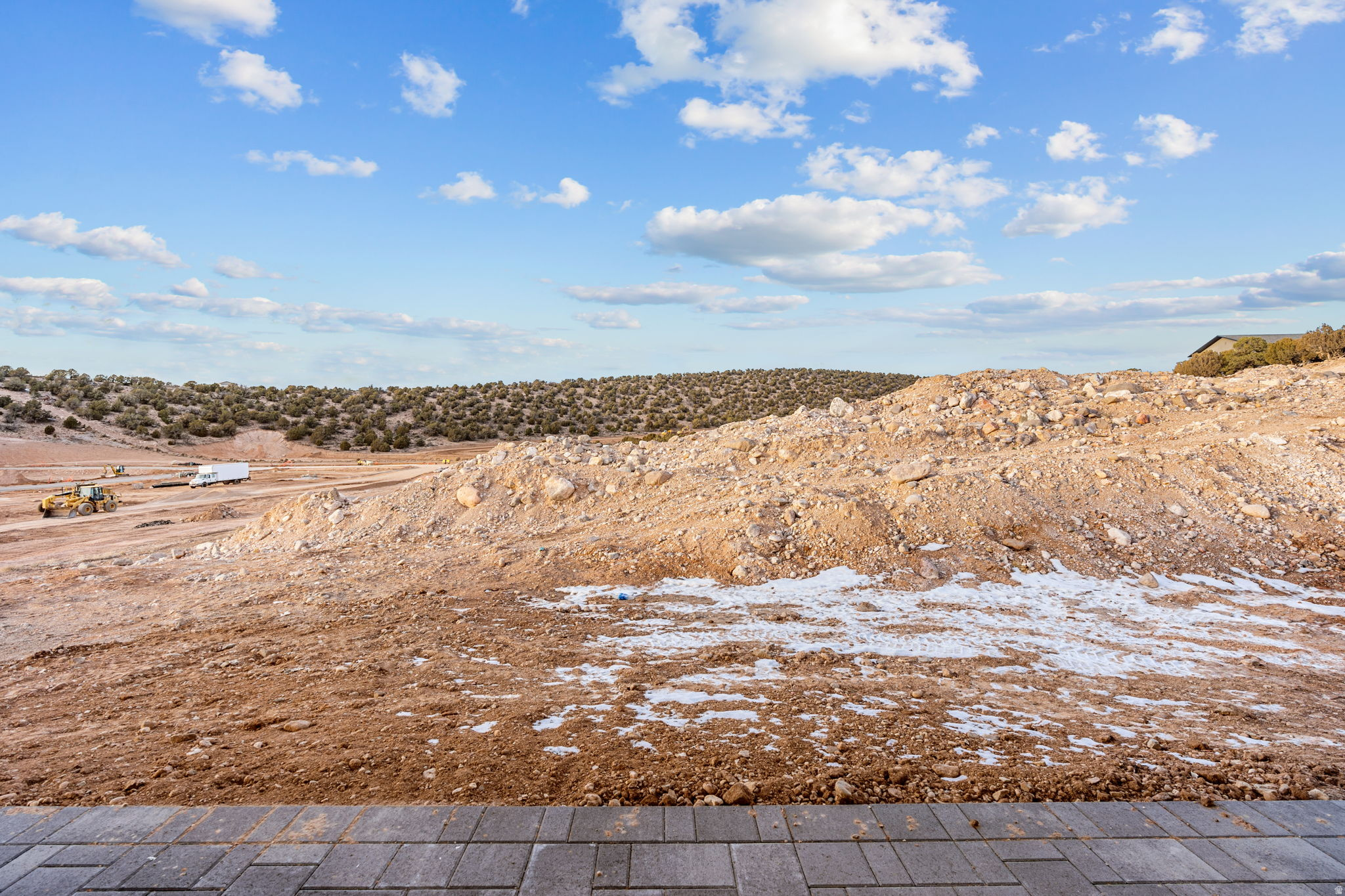 THE VALLEY AT SOUTH MOUNTAIN - Residential