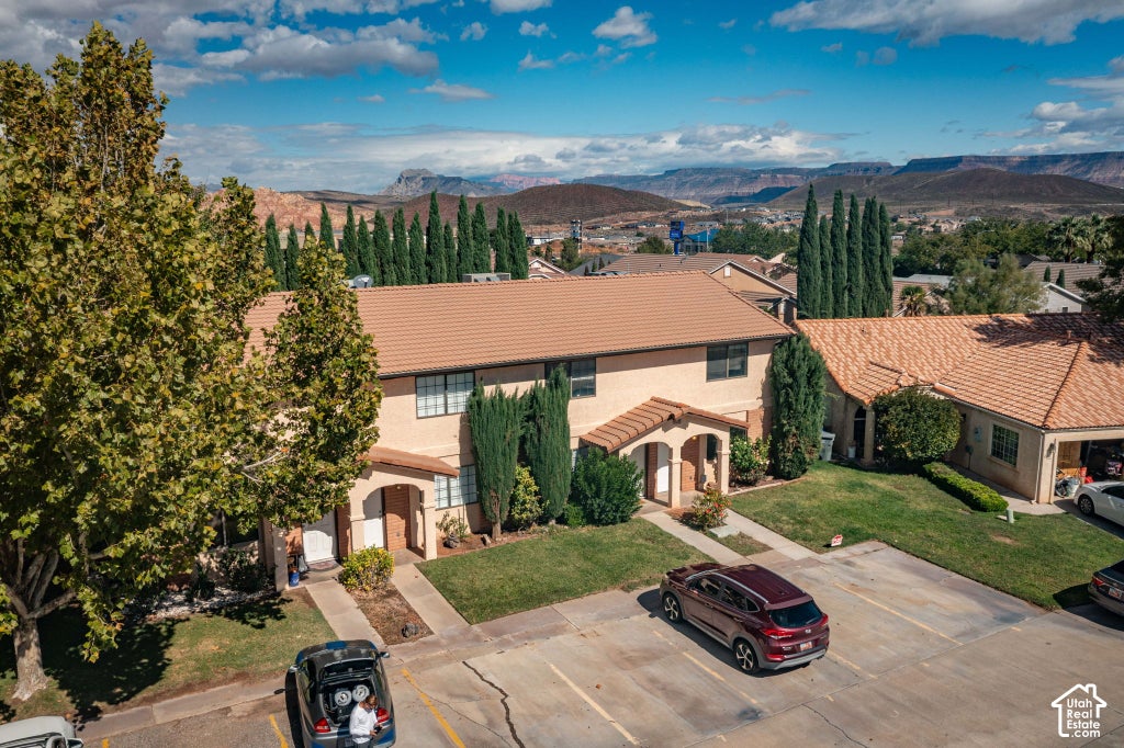 Photo of 2130 W 70 S #8, Hurricane, UT 84737 (MLS # 2191235)