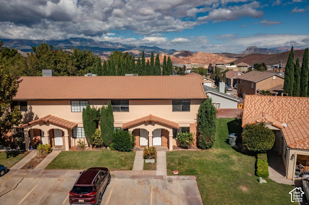 Photo of 2130 W 70 S #8, Hurricane, UT 84737 (MLS # 2191235)