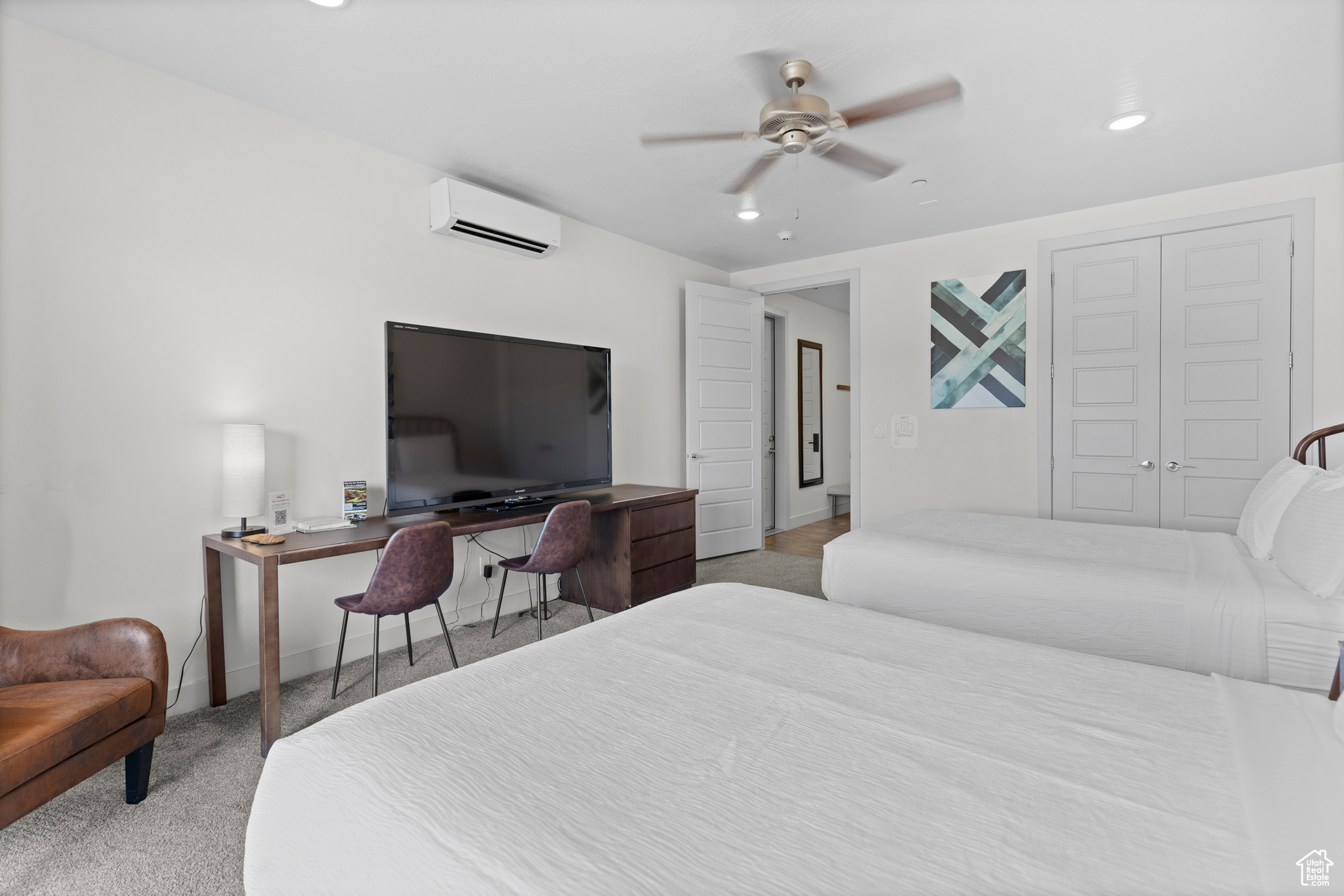 VILLAS AT SAND HOLLOW - Residential