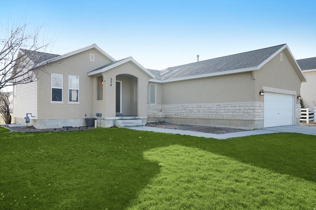 Photo of 374 PALAMINO WAY, Grantsville, UT 84029 (MLS # 2131460)
