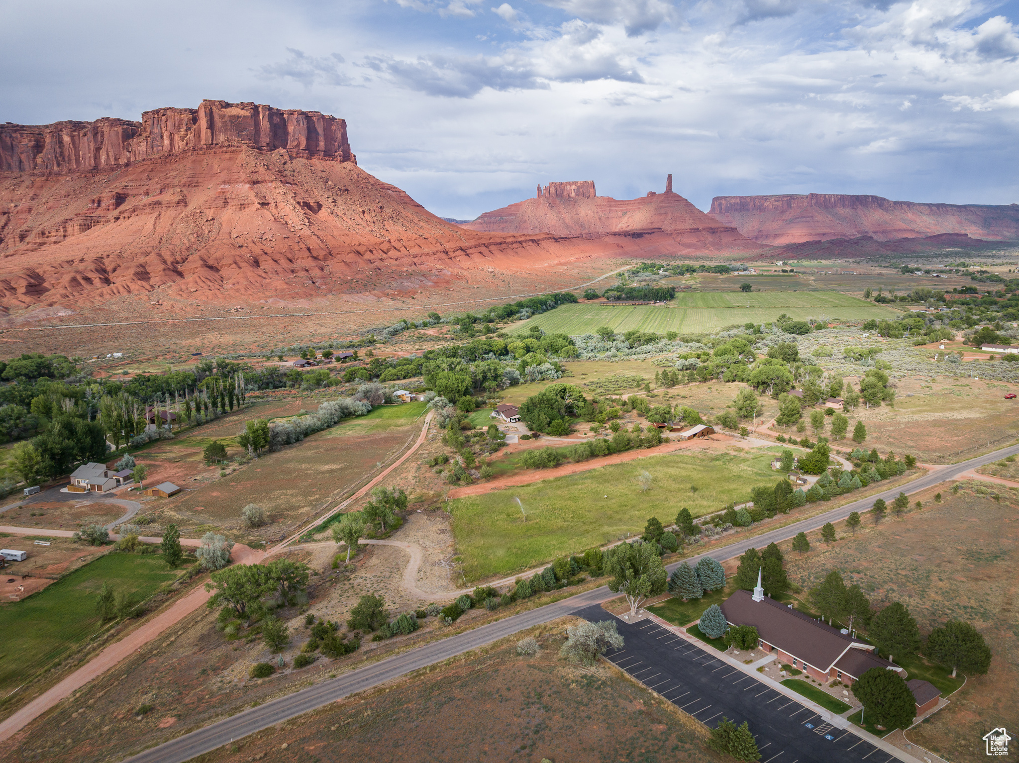 CASTLE VALLEY RIVER RANCHOS - Residential