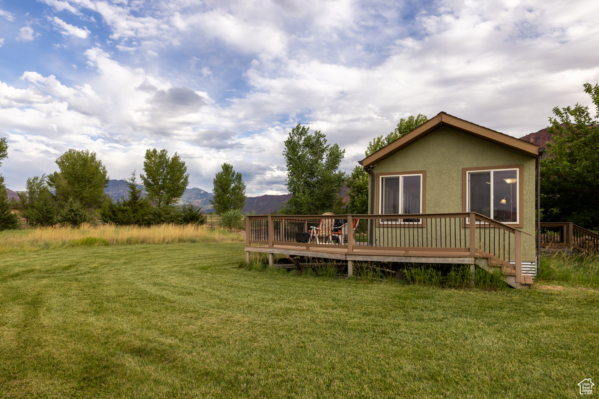 CASTLE VALLEY RIVER RANCHOS - Residential