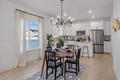 Tiny photo for 3383 N BLUE JAY DR, Eagle Mountain, UT 84005 (MLS # 2132923)