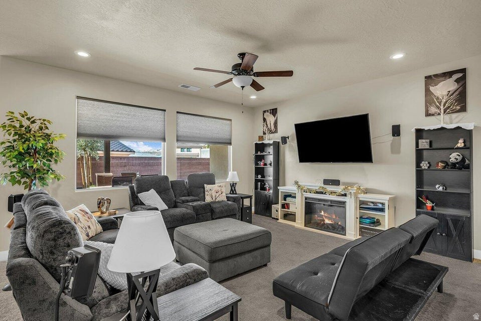 CORONADO RIDGE PH 3 - Residential