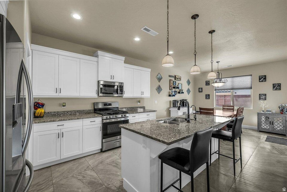 CORONADO RIDGE PH 3 - Residential