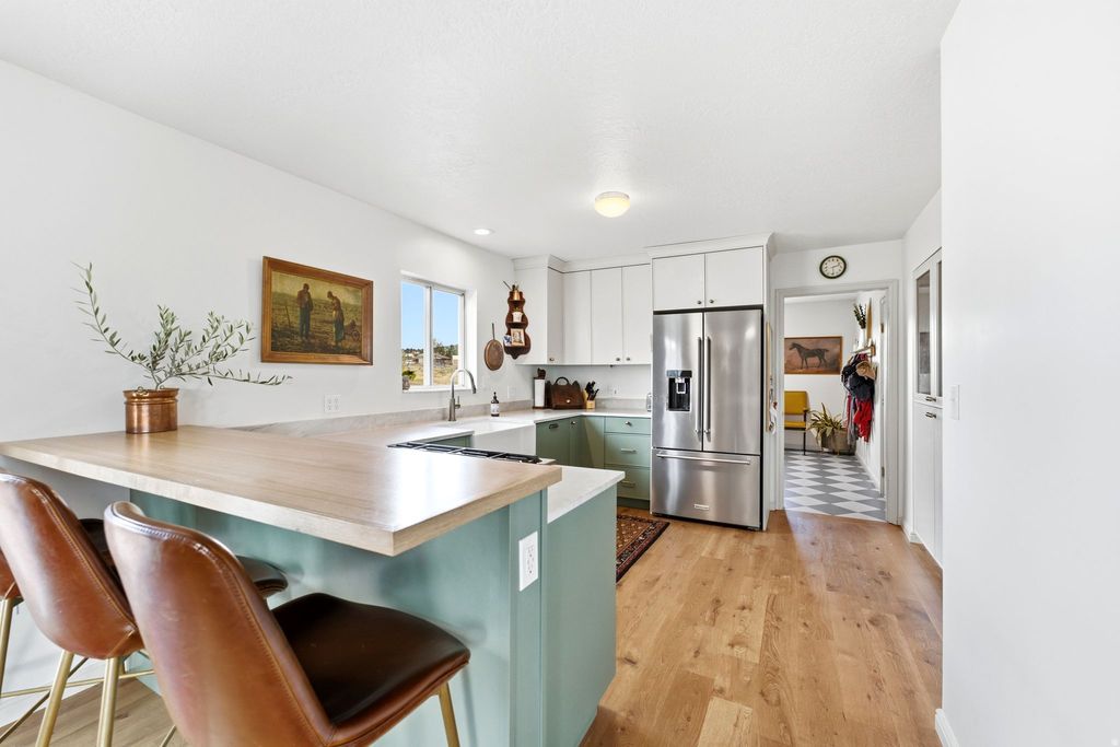 Photo of 481 E WASATCH WAY, Park City, UT 84098 (MLS # 2174053)