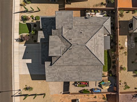 Tiny photo for 4705 W 2820 S, Hurricane, UT 84737 (MLS # 2120388)