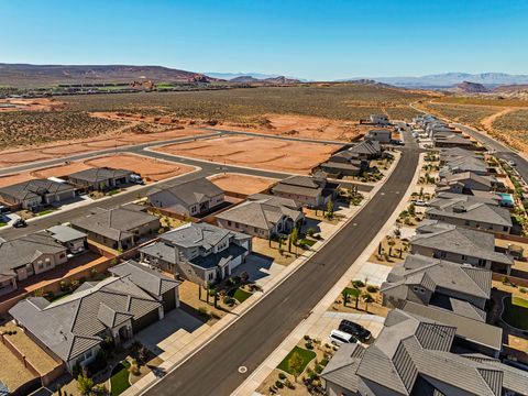 Tiny photo for 4705 W 2820 S, Hurricane, UT 84737 (MLS # 2120388)