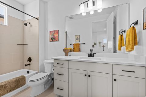 Tiny photo for 4705 W 2820 S, Hurricane, UT 84737 (MLS # 2120388)