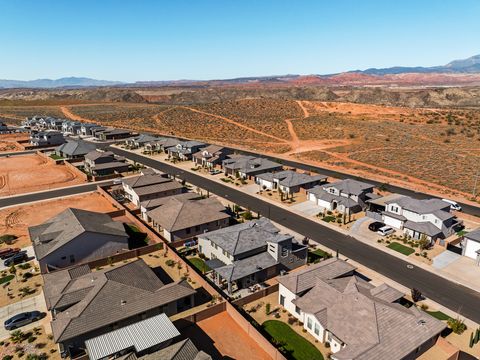 Tiny photo for 4705 W 2820 S, Hurricane, UT 84737 (MLS # 2120388)