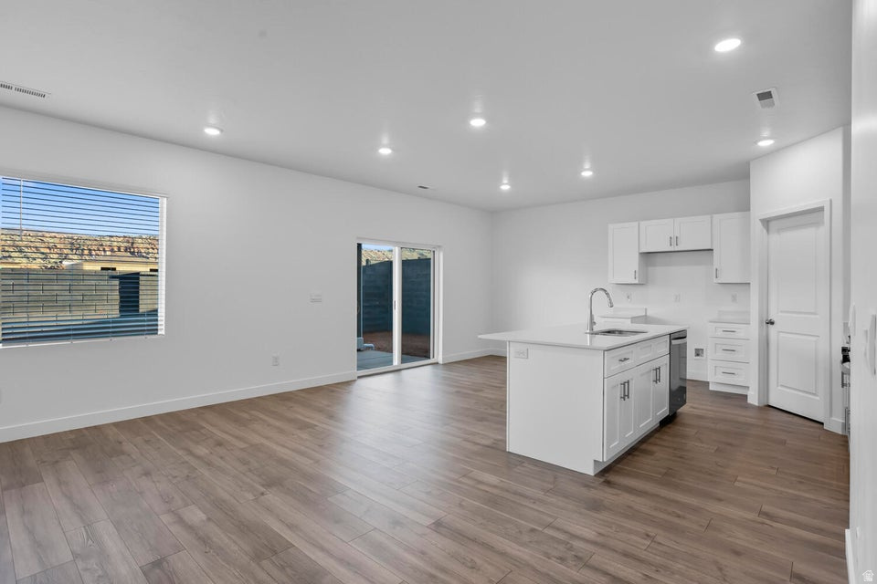 LONG VALLEY - Residential