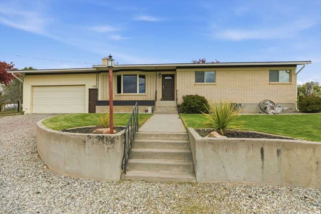 Photo of 3107 E CUB RD, Franklin, ID 83237 (MLS # 2151764)