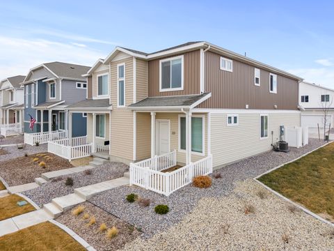 Tiny photo for 227 N RIVERSIDE DR, Saratoga Springs, UT 84045 (MLS # 2137976)