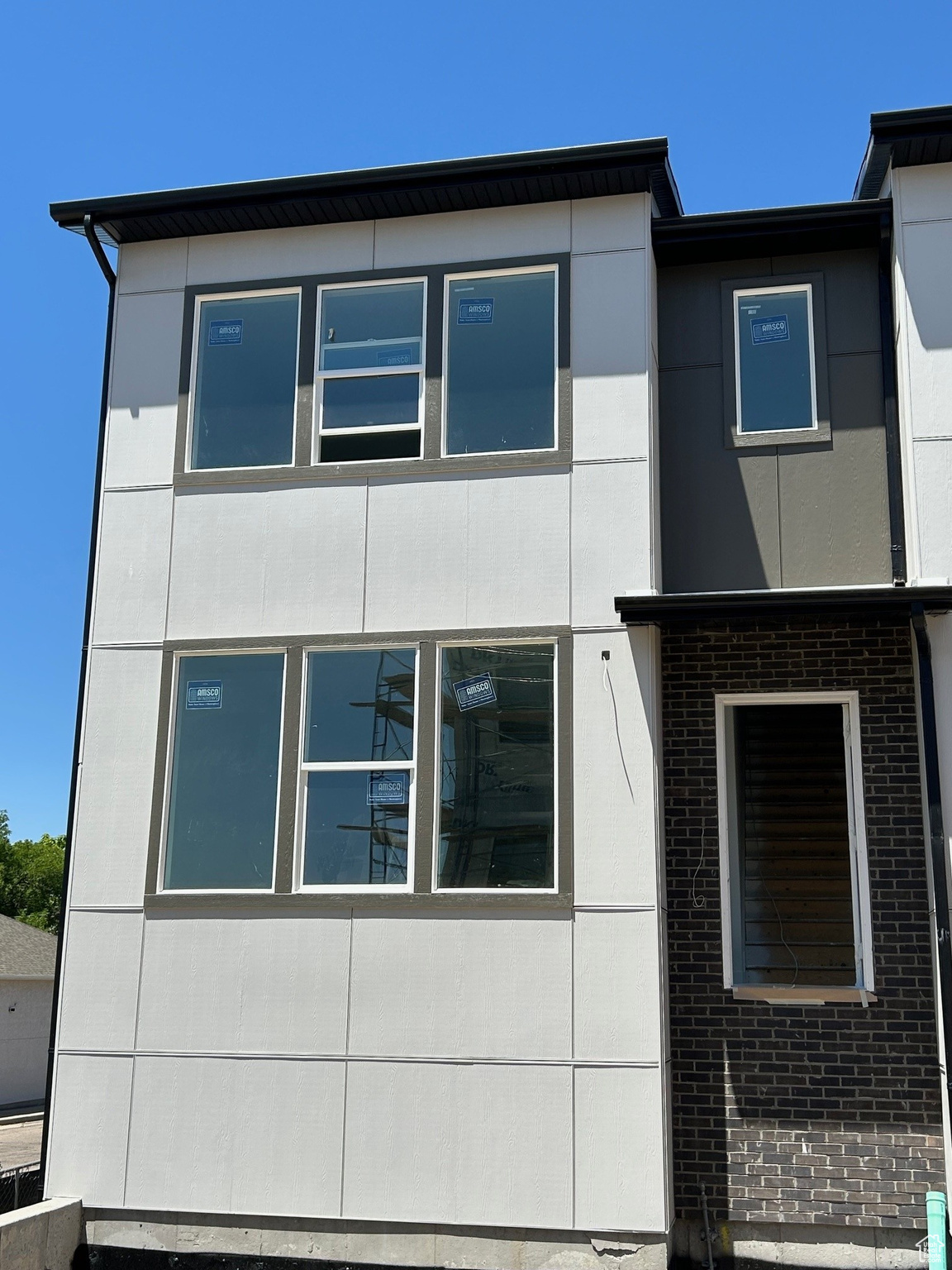 SPRINGVILLE TOWNS - Residential