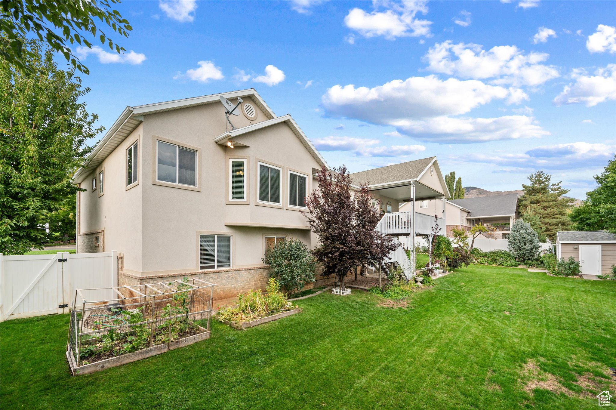 PARKVIEW ESTATES - Residential