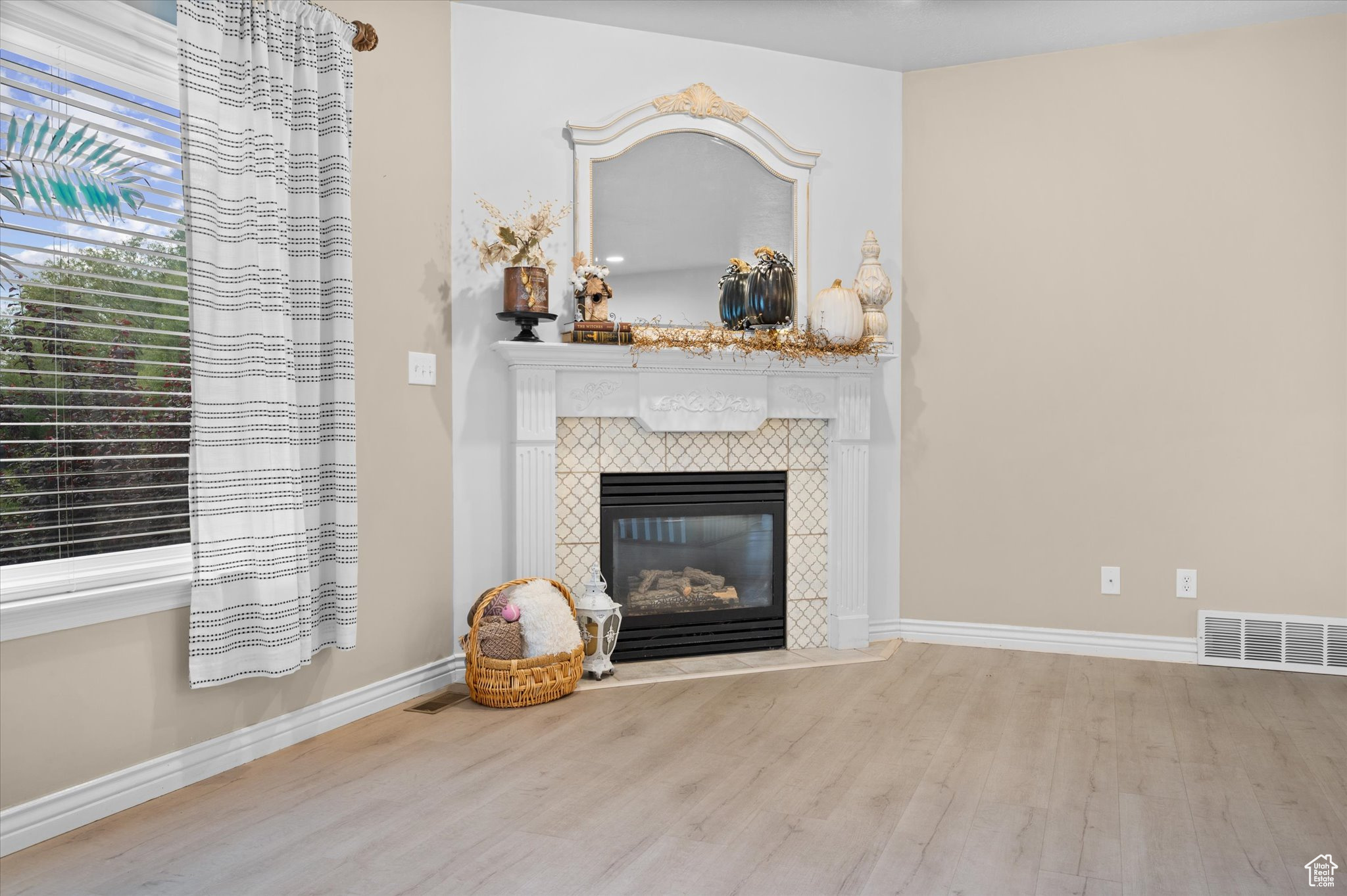 PARKVIEW ESTATES - Residential