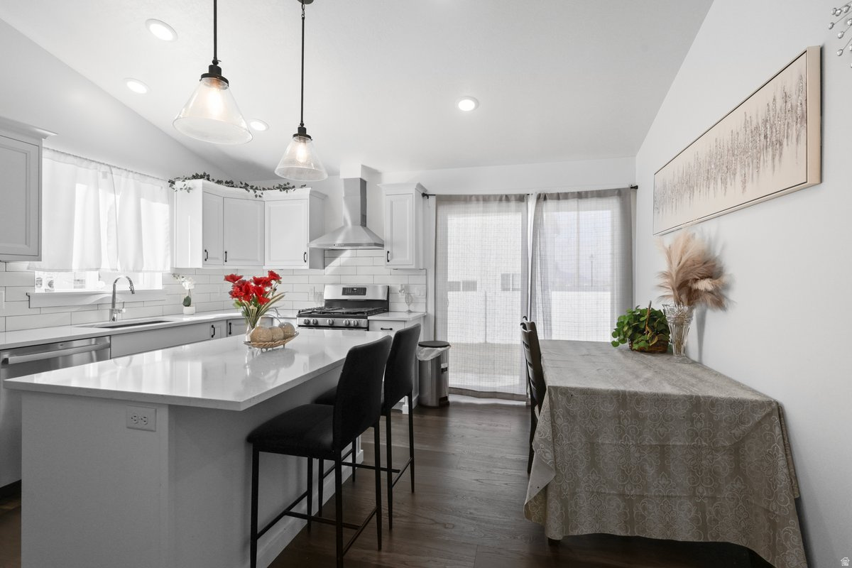 FOX MEADOWS - Residential