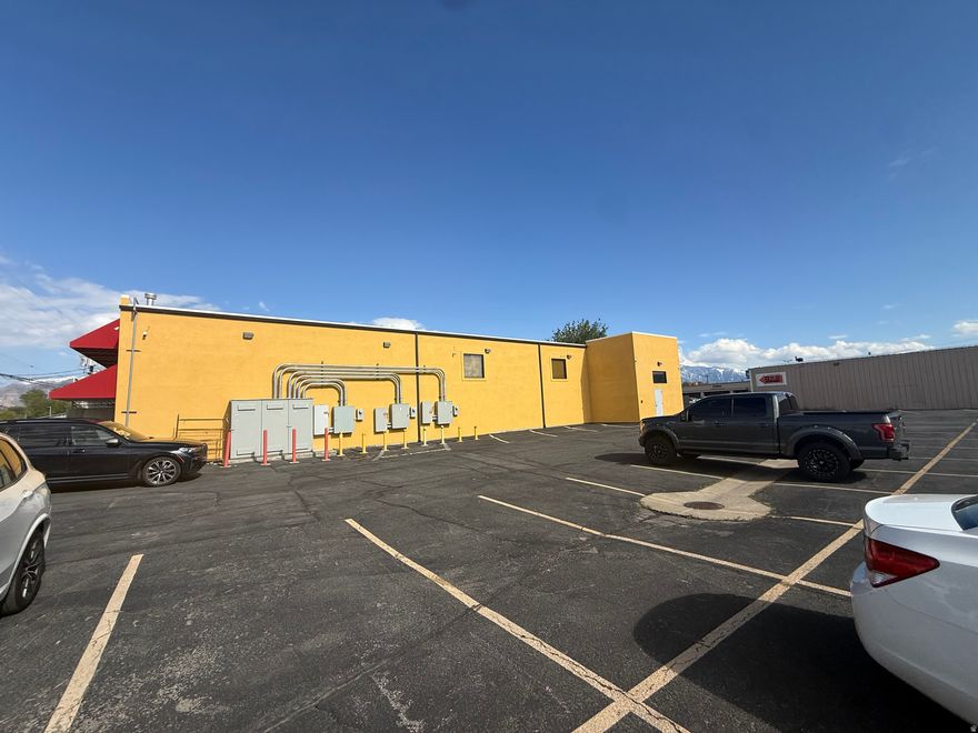 Located in the heart of South Salt Lake, a rapidly growing and diverse commercial area. The property is supported by a population of over 150,000 residents within a 5-mile radius, with an average household income exceeding $80,000, providing strong and consistent consumer demand. Positioned along State Street, one of the area's primary arterial roads, the location benefits from high daily traffic counts estimated at 30,000+ vehicles per day, ensuring excellent visibility and continuous exposure for any business.