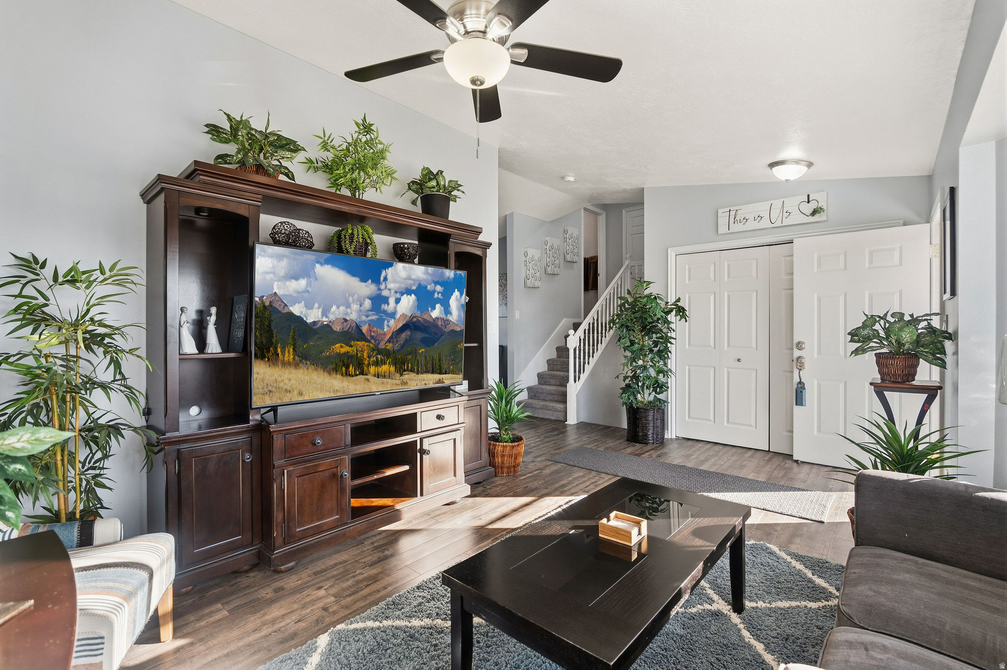 GREEN MEADOWS - Residential