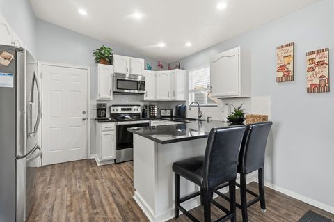 Tiny photo for 596 N 360 E, Salem, UT 84653 (MLS # 2136106)