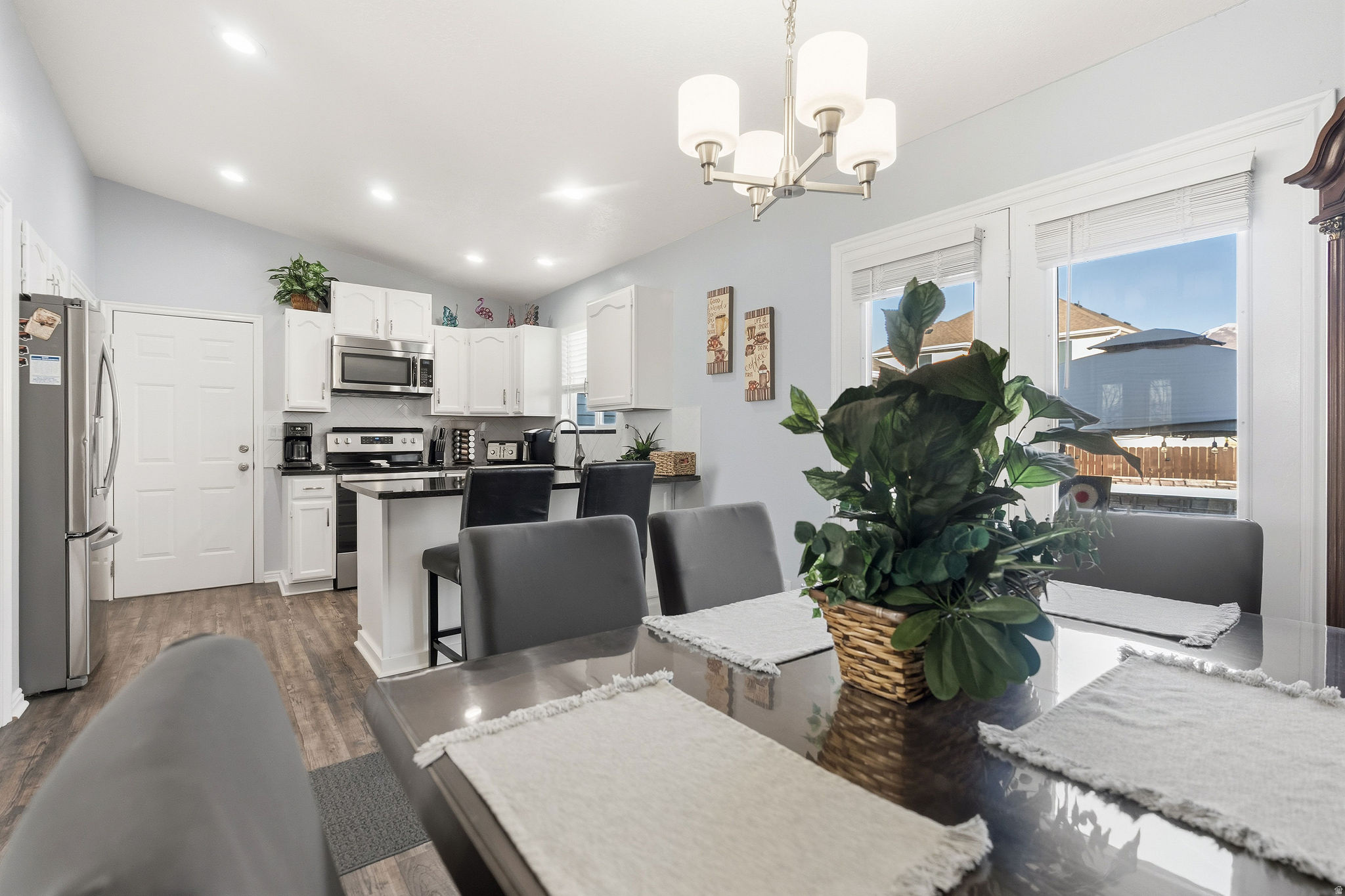 GREEN MEADOWS - Residential