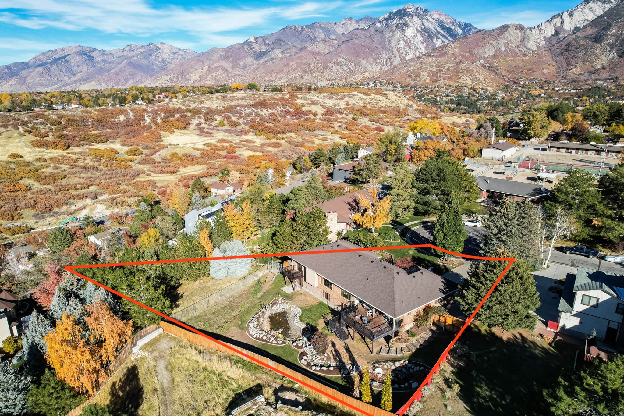 DIMPLE DELL RANCHETTES - Residential