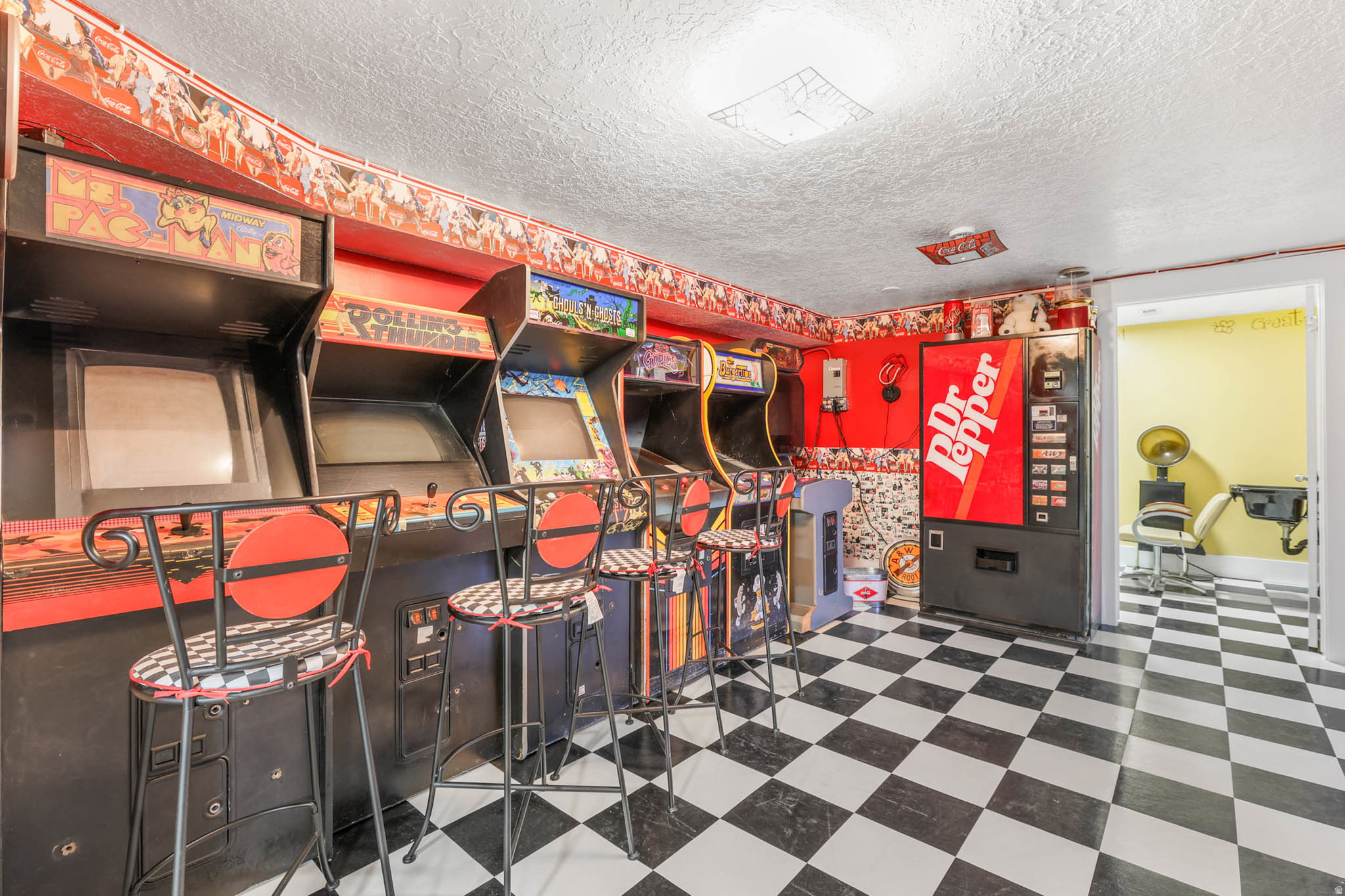 DIMPLE DELL RANCHETTES - Residential