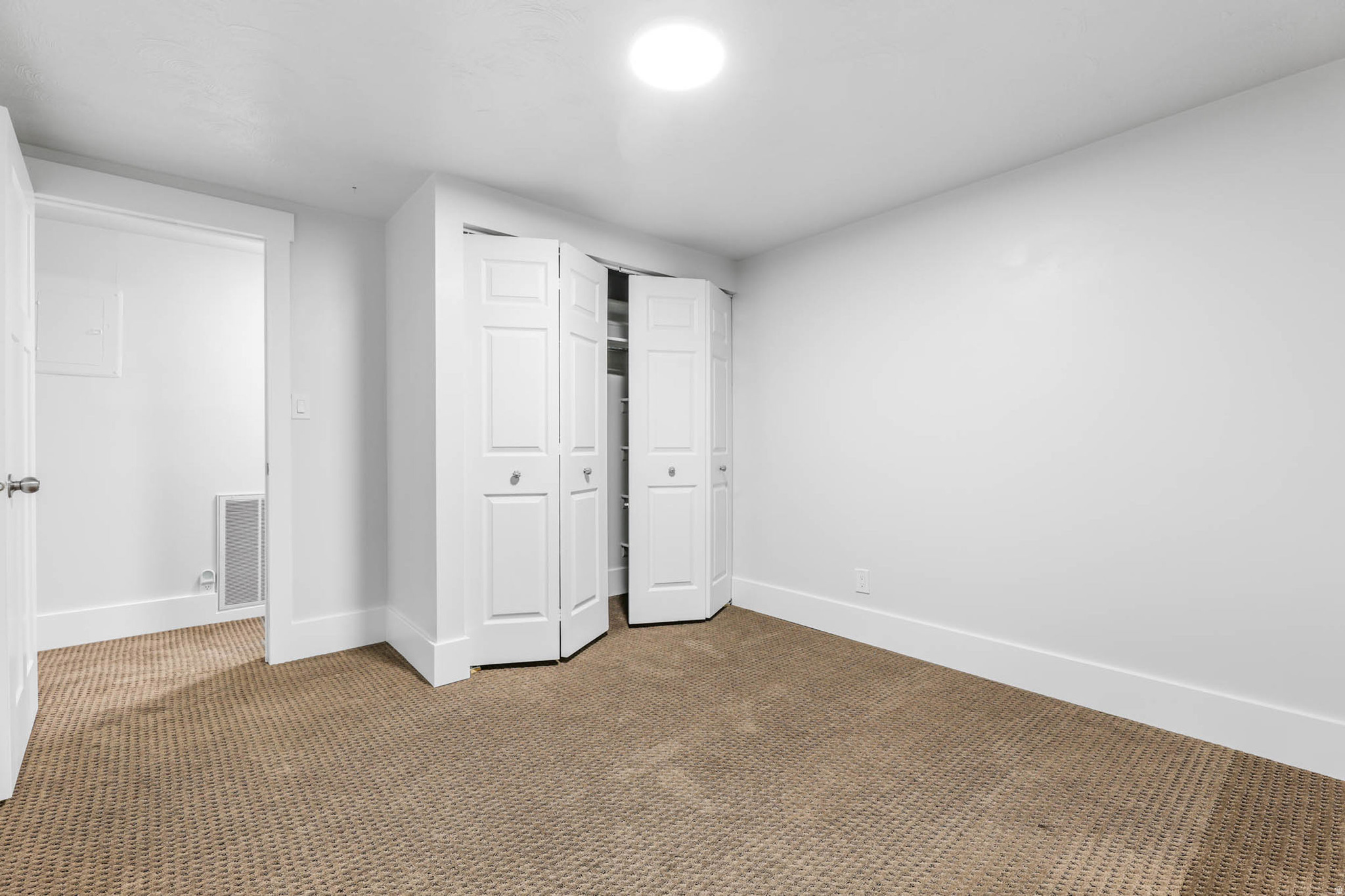 DIMPLE DELL RANCHETTES - Residential