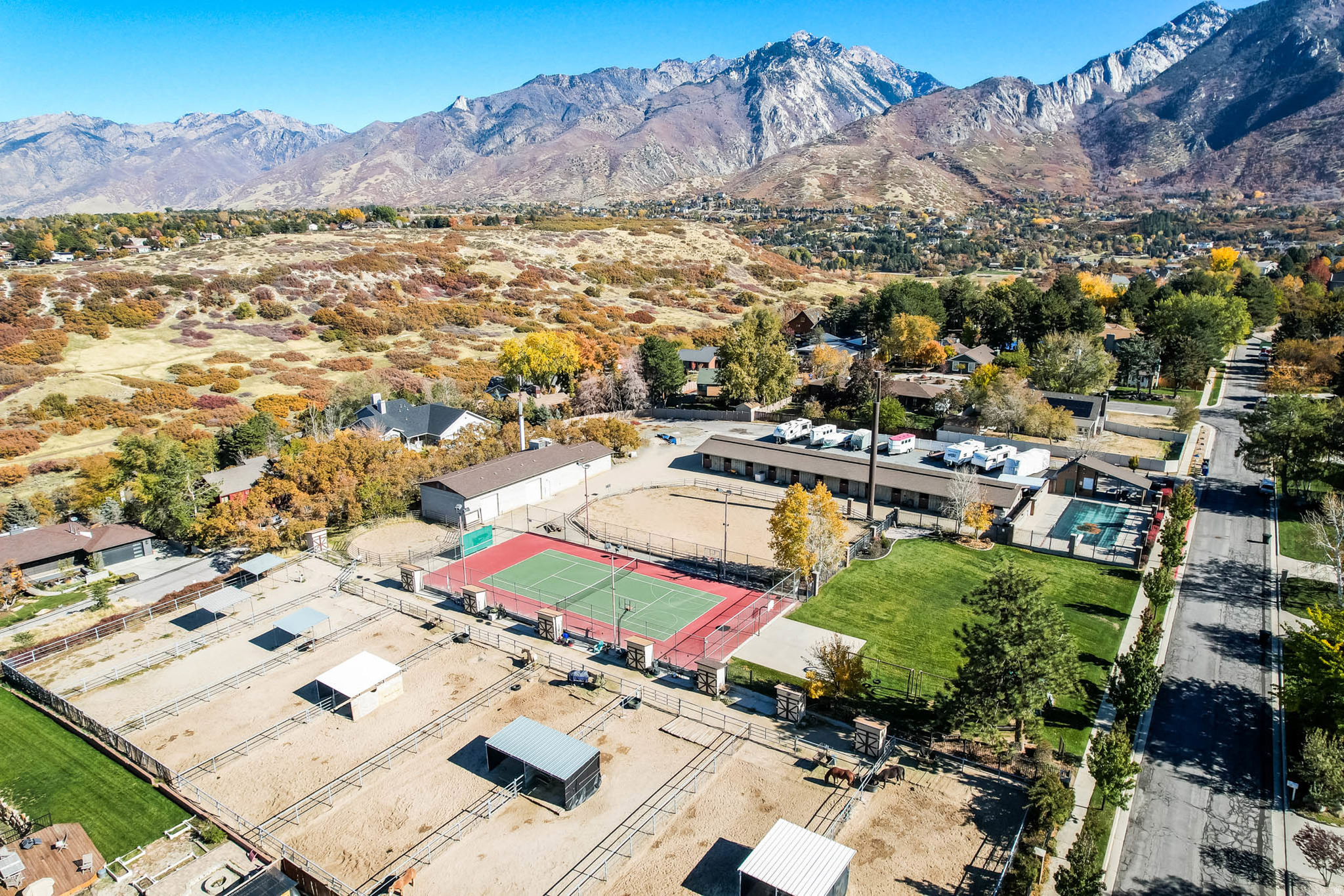 DIMPLE DELL RANCHETTES - Residential