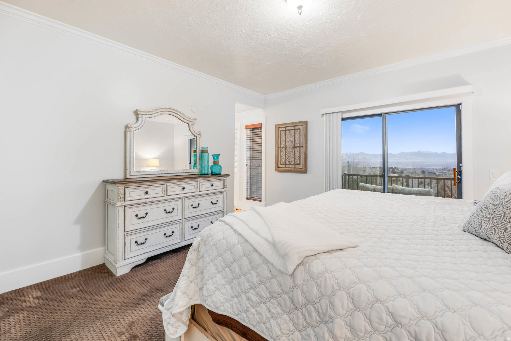 DIMPLE DELL RANCHETTES - Residential