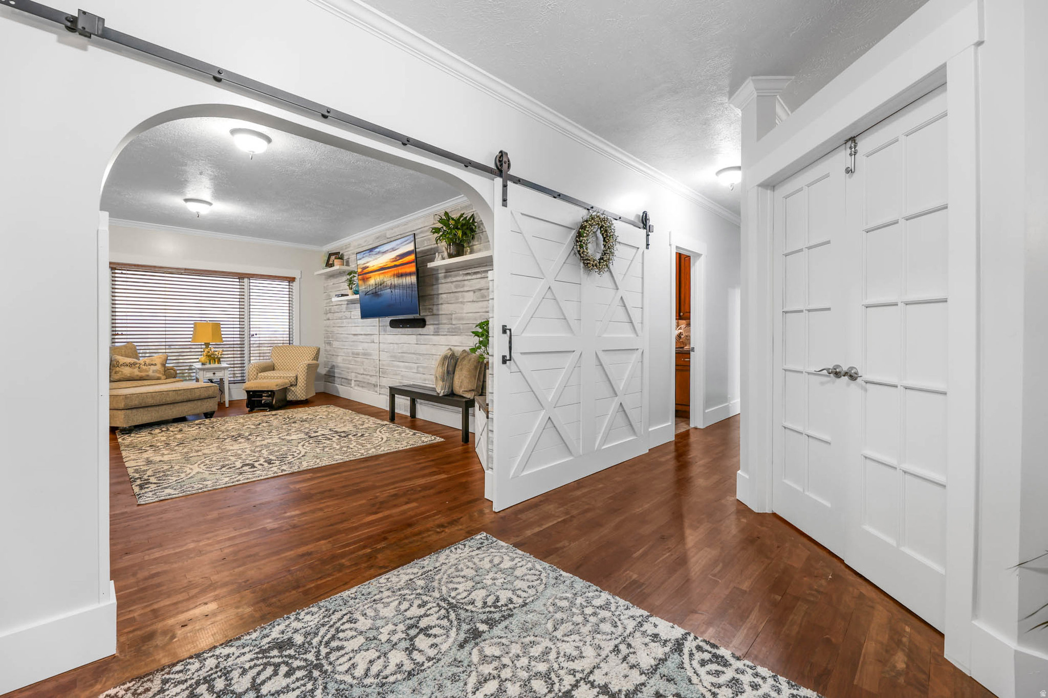 DIMPLE DELL RANCHETTES - Residential