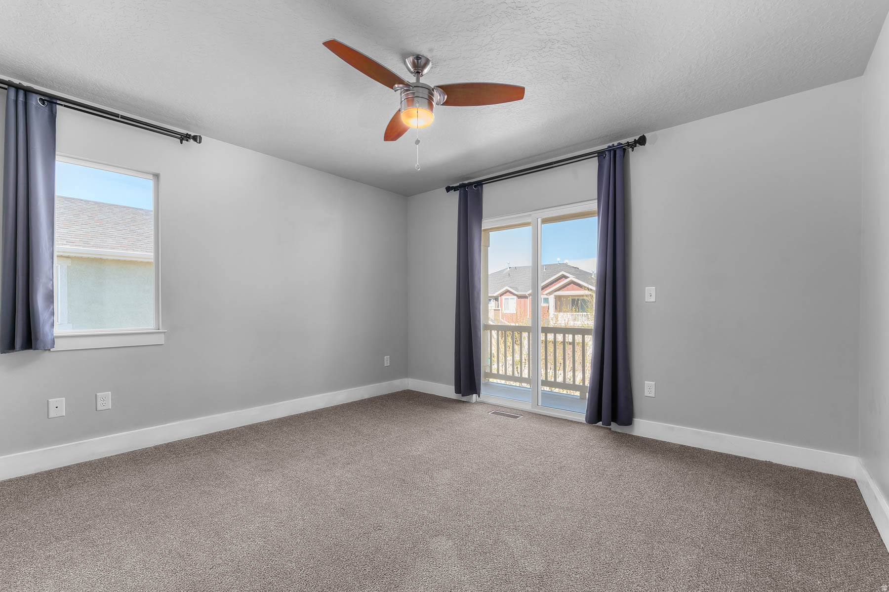 THANKSGIVING MEADOWS - Residential