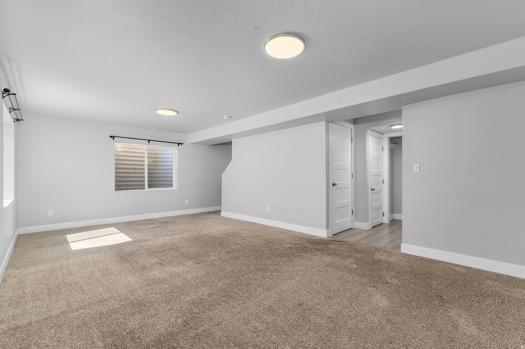 THANKSGIVING MEADOWS - Residential