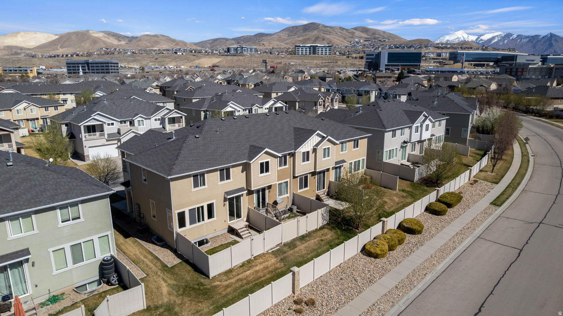 THANKSGIVING MEADOWS - Residential