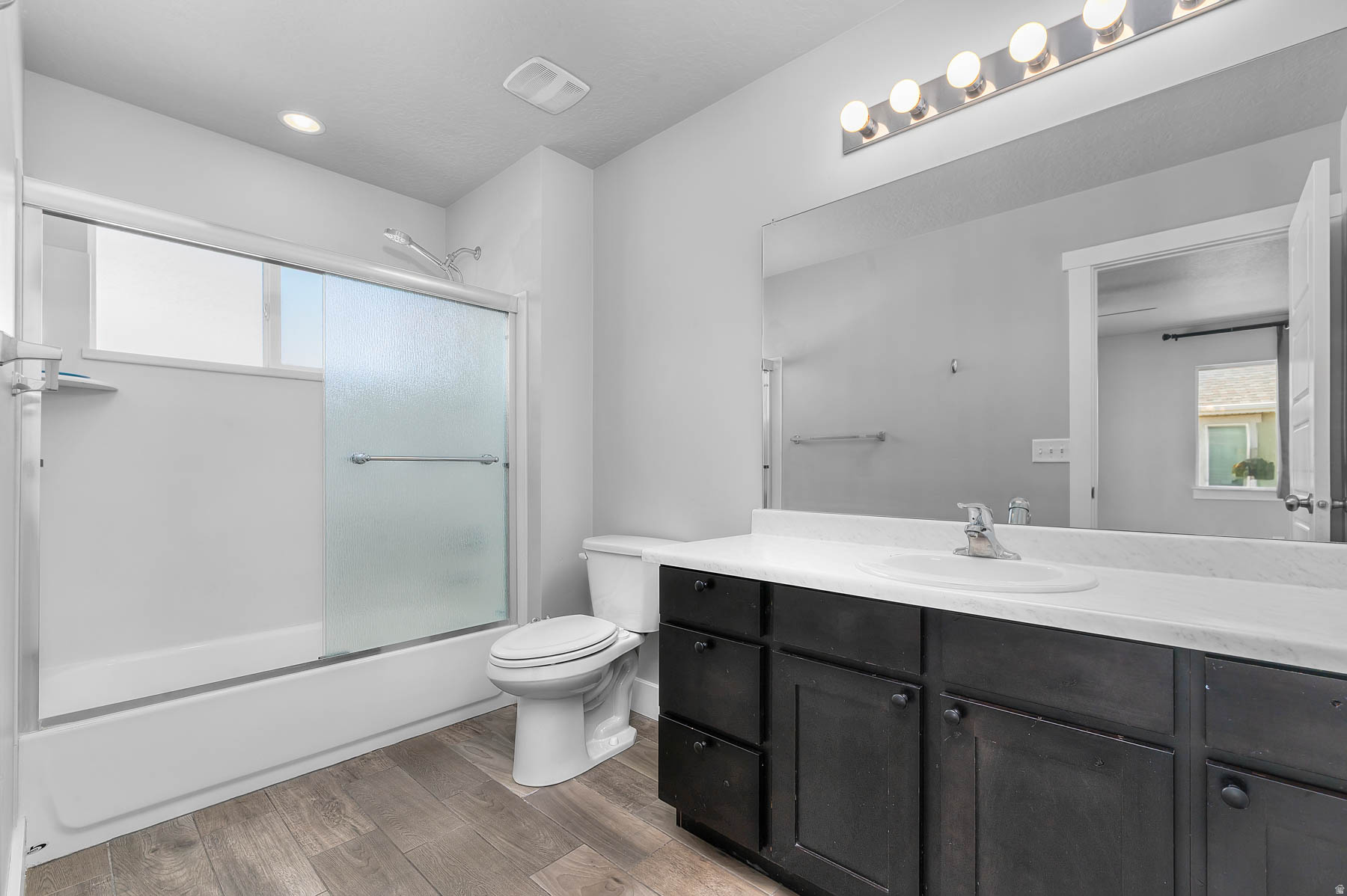 THANKSGIVING MEADOWS - Residential