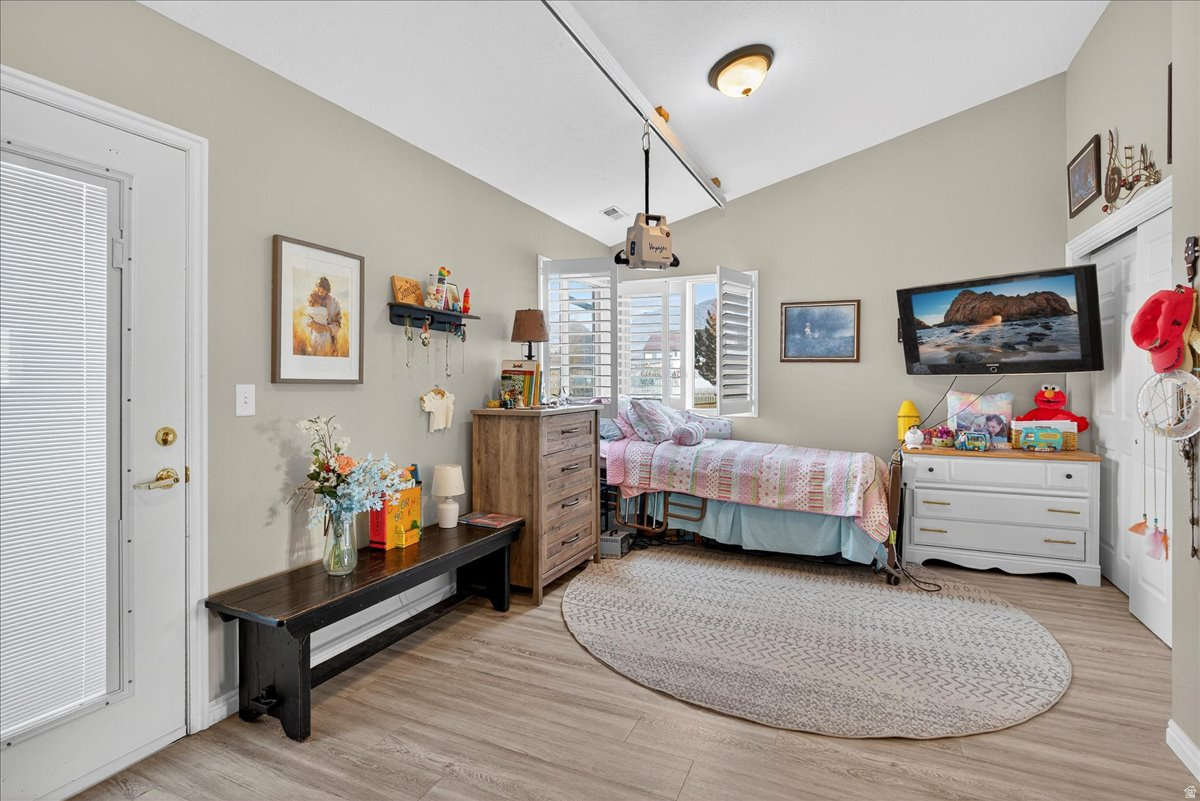 ROYLANCE FARMS PH 2 - Residential