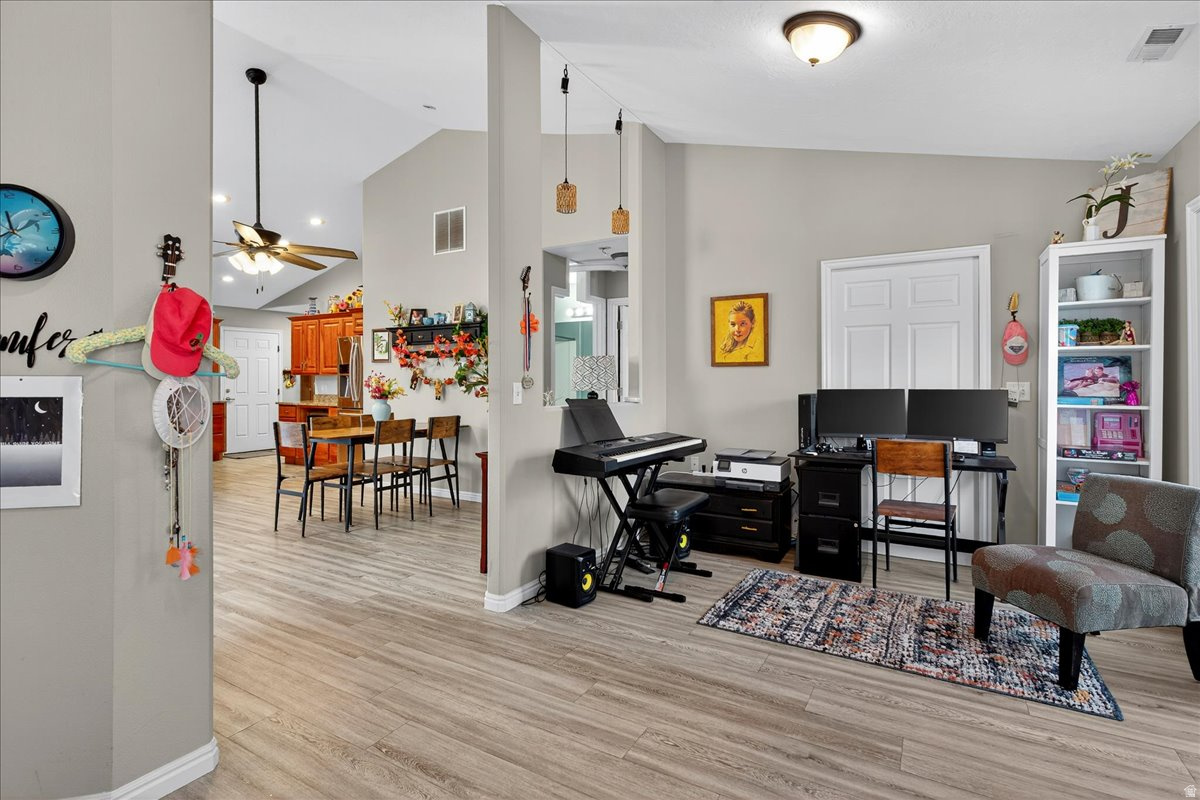 ROYLANCE FARMS PH 2 - Residential