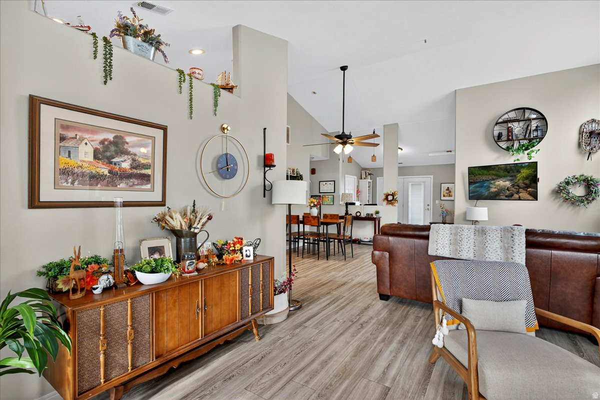 ROYLANCE FARMS PH 2 - Residential