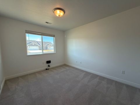 Tiny photo for 1155 S GRACE WAY, Layton, UT 84041 (MLS # 2144996)