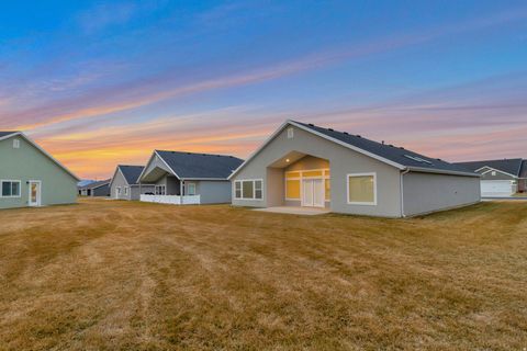 Tiny photo for 1155 S GRACE WAY, Layton, UT 84041 (MLS # 2144996)