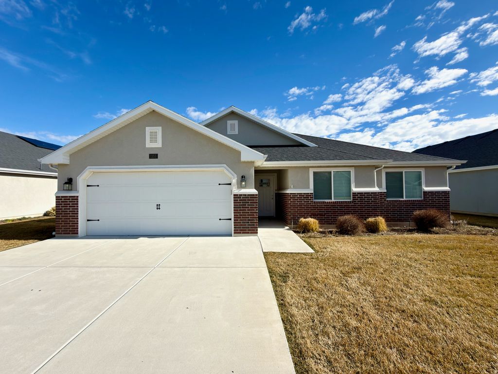 Photo of 1155 S GRACE WAY, Layton, UT 84041 (MLS # 2144996)